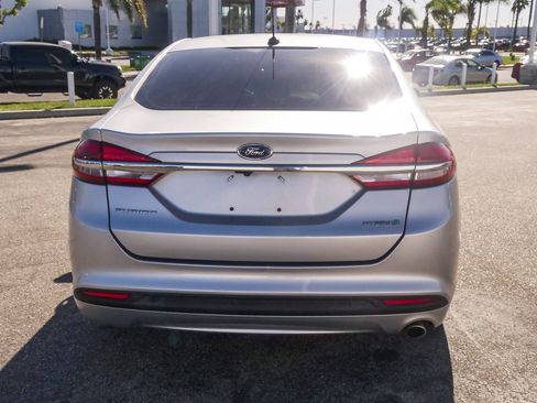 Used 2018 Ford Fusion S image 8