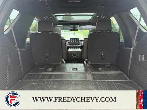 Used 2021 Chevrolet Tahoe Z71 w/ Z71 Signature Package AWD/4WD image 29