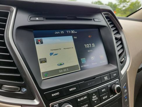 Used 2017 Hyundai Santa Fe Sport FWD image 28