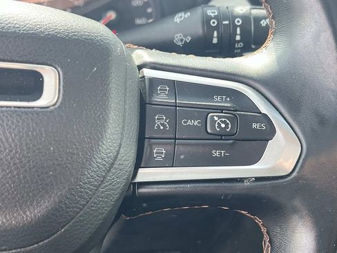 Used 2022 Jeep Compass Limited w/ Sun and Sound Group AWD/4WD image 23