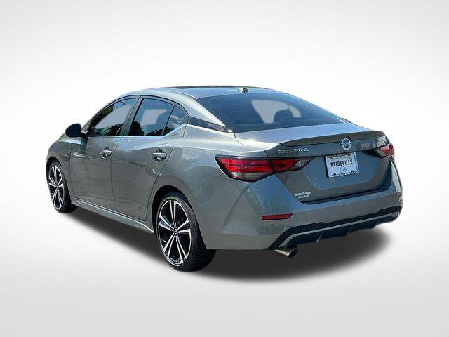 Used 2023 Nissan Sentra SR w/ SR Premium Package FWD image 6