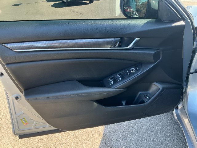 Used 2020 Honda Accord Sport image 10