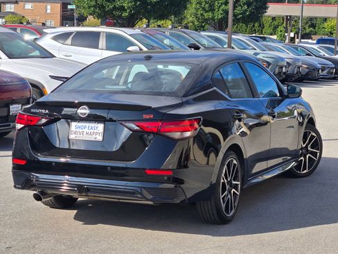 Used 2025 Nissan Sentra SR image 13