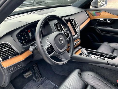 Used 2020 Volvo XC90 T8 Inscription image 16