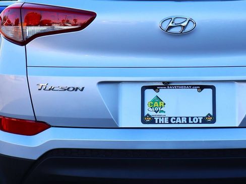 Used 2017 Hyundai Tucson SE w/ SE Popular Package 02 FWD image 19