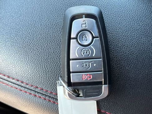 Used 2024 Ford Escape ST-Line w/ Tech Pack #1 AWD/4WD image 35