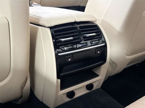 Used 2017 BMW 530i image 37