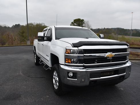 Used 2015 Chevrolet Silverado 2500 LTZ image 1