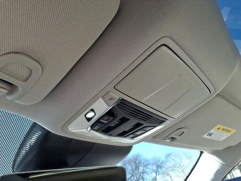 Certified 2025 Acura RDX SH-AWD w/ Advance Package image 26