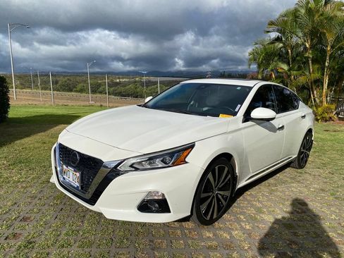 Used 2019 Nissan Altima 2.5 Platinum AWD/4WD image 21
