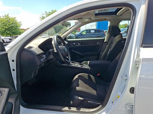 Used 2023 Honda Civic EX image 13