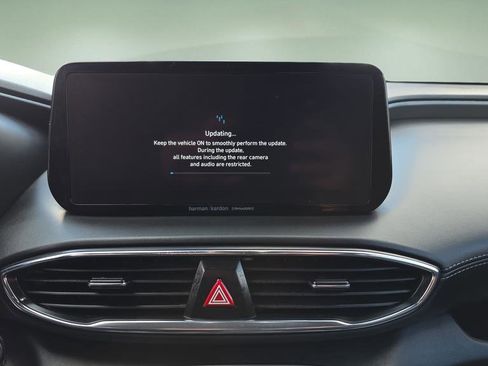 Used 2023 Hyundai Santa Fe Limited image 27