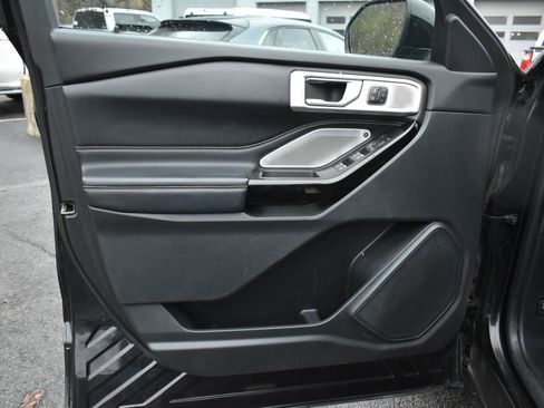 Used 2021 Ford Explorer ST w/ Equipment Group 401A image 11