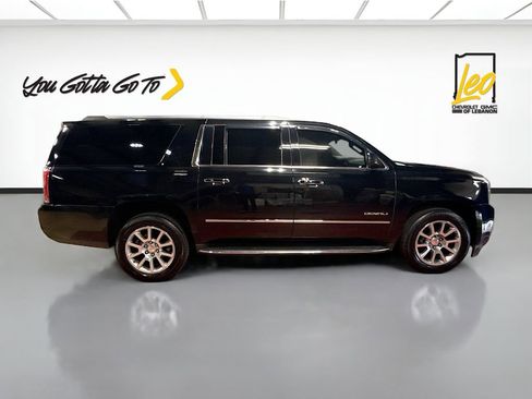 Used 2019 GMC Yukon XL Denali image 4