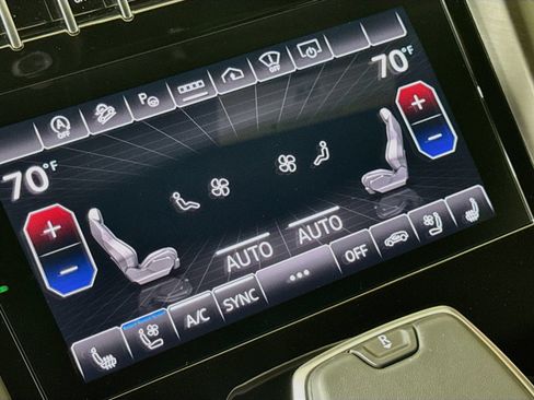 Used 2024 Lamborghini Urus S AWD/4WD image 19