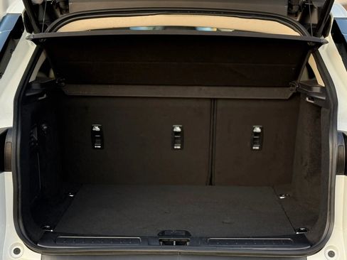 Used 2016 Land Rover Range Rover Evoque SE image 29