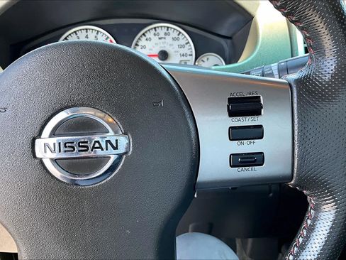 Used 2011 Nissan Frontier PRO-4X w/ Pro-4x Luxury Pkg RWD image 24