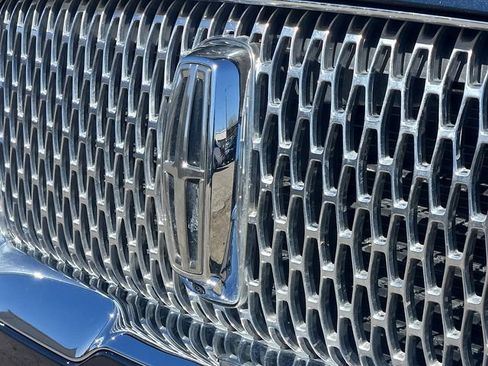 Used 2022 Lincoln Navigator Reserve image 7