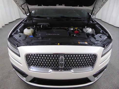 Used 2019 Lincoln Nautilus FWD image 35