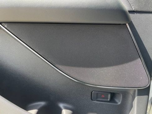 New 2026 Lincoln Aviator AWD image 21