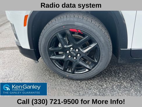 Used 2023 Chevrolet Traverse Premier w/ Redline Edition AWD/4WD image 16