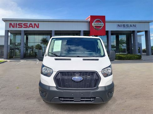 Used 2023 Ford Transit 250 Low Roof image 10