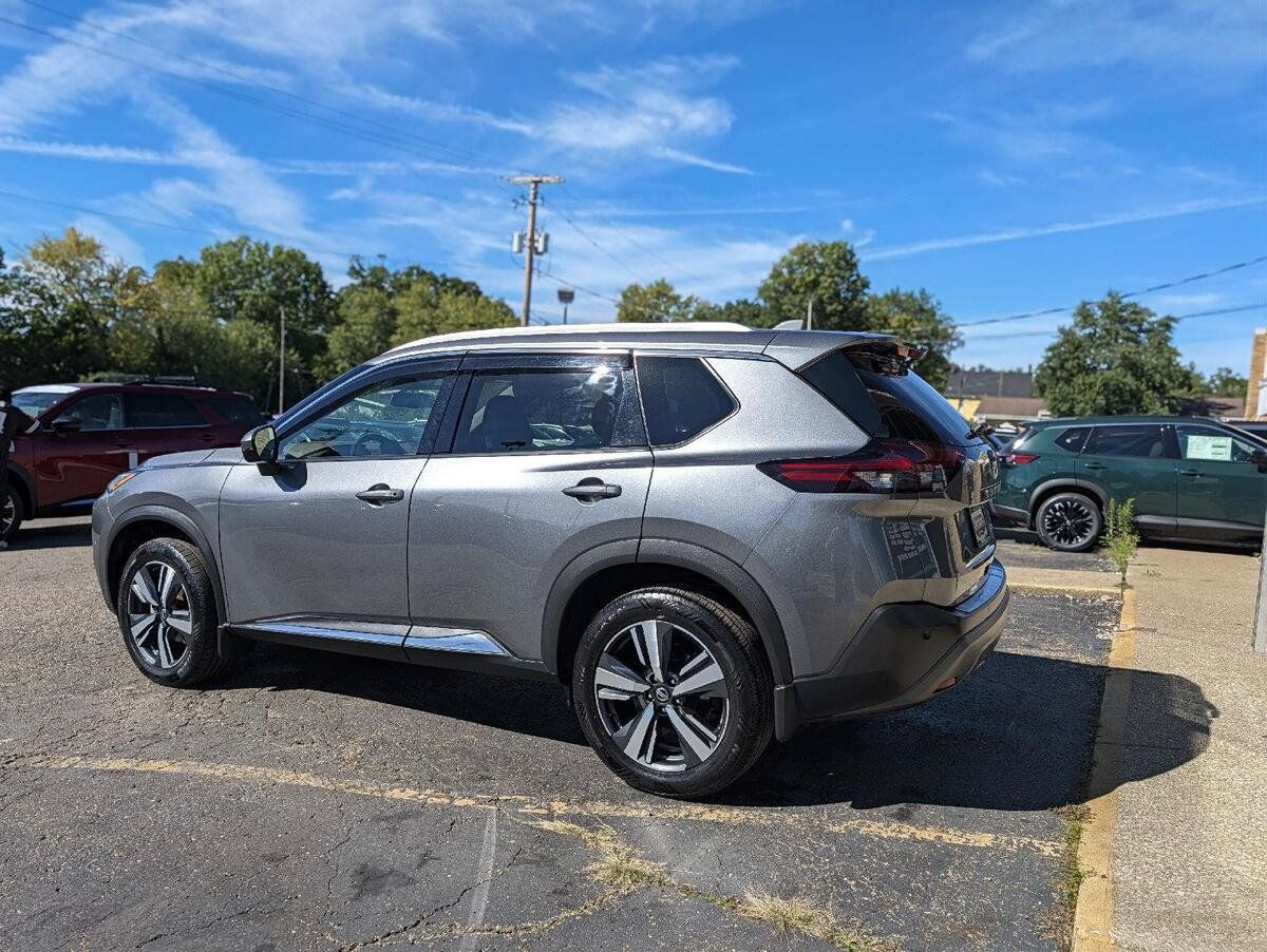 Used 2021 Nissan Rogue SL w/ Premium Package AWD/4WD image 7