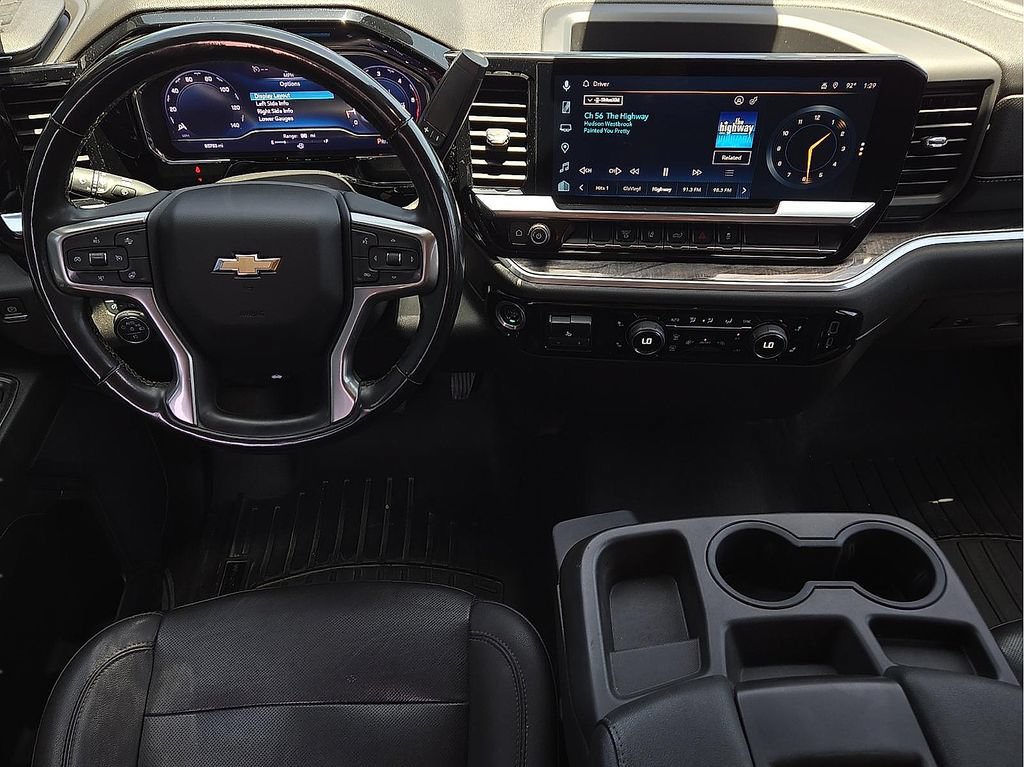 Used 2024 Chevrolet Silverado 3500 LTZ AWD/4WD image 10