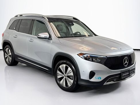 Certified 2024 Mercedes-Benz EQB 300 4MATIC image 3