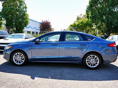 Used 2019 Ford Fusion SE FWD image 13