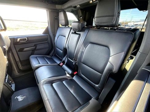 Used 2025 Ford Bronco Outer Banks image 26