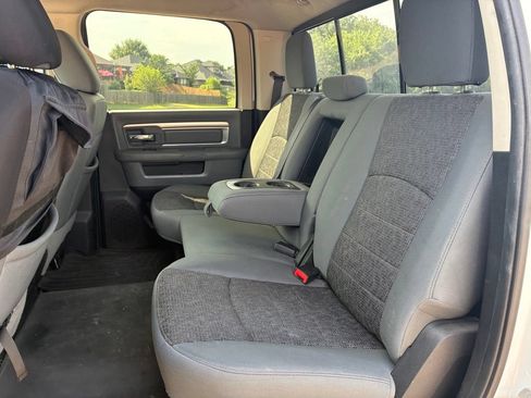 Used 2015 RAM 2500 SLT w/ Luxury Group AWD/4WD image 14