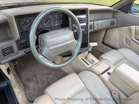 Used 1993 Cadillac Allante image 35