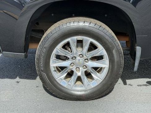 Used 2022 Chevrolet Silverado 1500 LTZ w/ LTZ Premium Package image 14