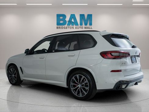 Used 2023 BMW X5 xDrive40i w/ M Sport Package AWD/4WD image 5