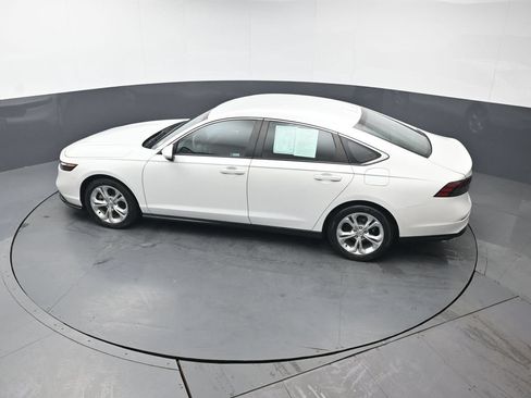 Certified 2023 Honda Accord LX image 37