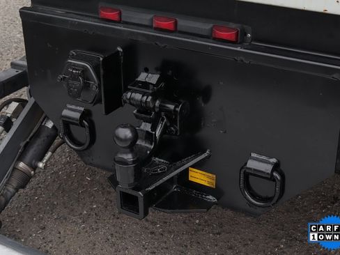 Used 2017 Ford F550 2WD Crew Cab Super Duty image 46