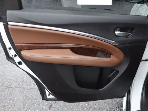 Used 2018 Acura MDX SH-AWD w/ Technology Package image 32