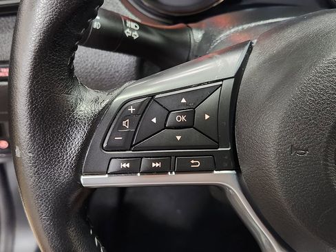 Used 2020 Nissan Rogue SV w/ Sun & Sound Touring Package image 49