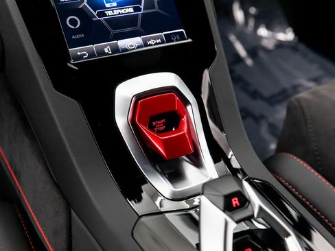 Used 2022 Lamborghini Huracan EVO image 33