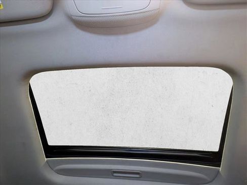 Used 2019 Ford Fusion Titanium image 15