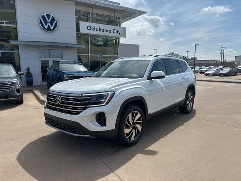 New 2026 Volkswagen Atlas SEL AWD/4WD image 1
