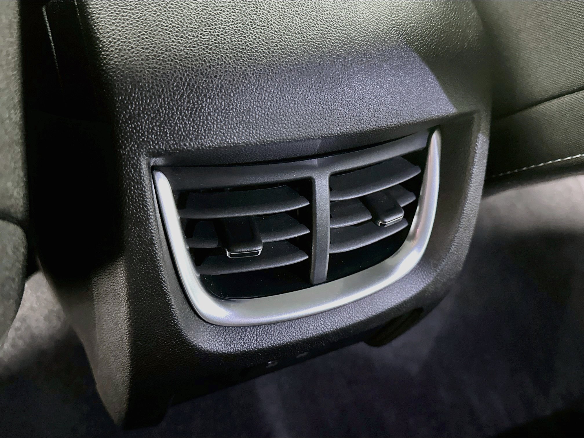 Used 2024 Chevrolet Blazer LT w/ Convenience Package FWD image 27