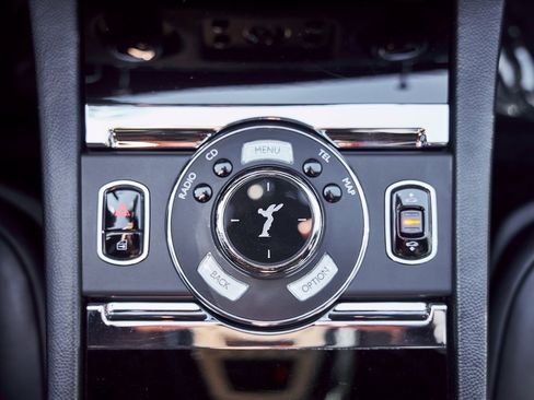 Used 2015 Rolls-Royce Wraith image 59