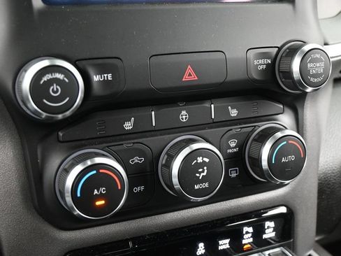 Used 2021 RAM 1500 Big Horn RWD image 21