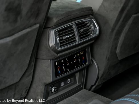 Used 2024 Lamborghini Urus Performante image 30