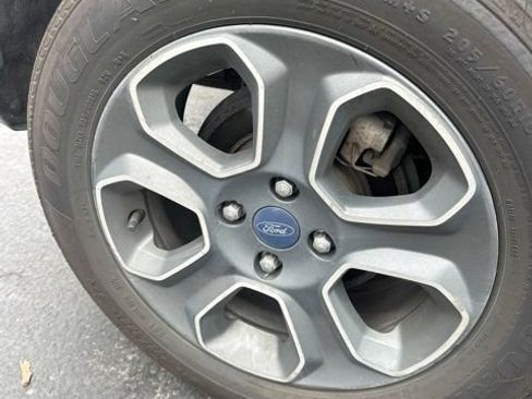 Used 2018 Ford EcoSport S AWD/4WD image 5