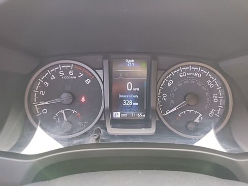 Used 2021 Toyota Tacoma TRD Sport w/ Technology Package AWD/4WD image 28