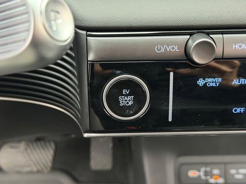 New 2026 Hyundai Ioniq 5 SEL image 24