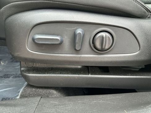 Used 2023 Buick Encore GX Essence w/ Experience Buick Package FWD image 16